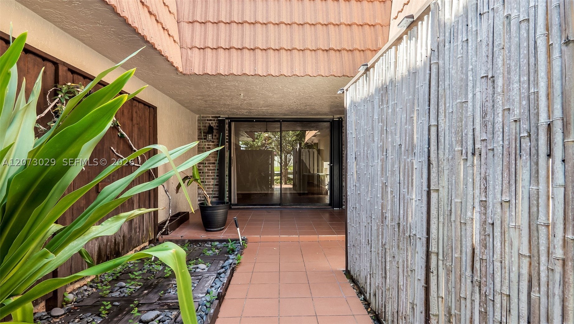 11112 N Harmony Lake Cir