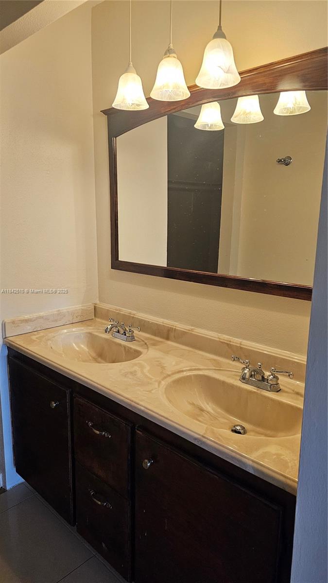 NOVA HILLS NORTH CONDO - Residential