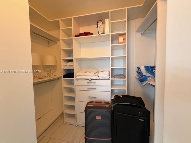 COSTA BONITA - Residential Lease