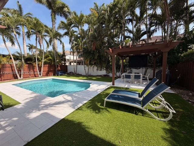 COSTA BONITA - Residential Lease