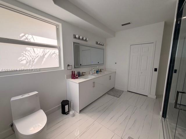 COSTA BONITA - Residential Lease