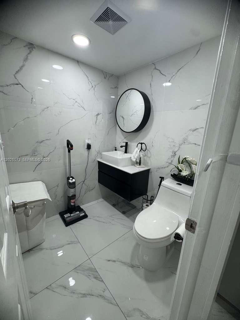MIDWAY FOREST CONDO - Residential