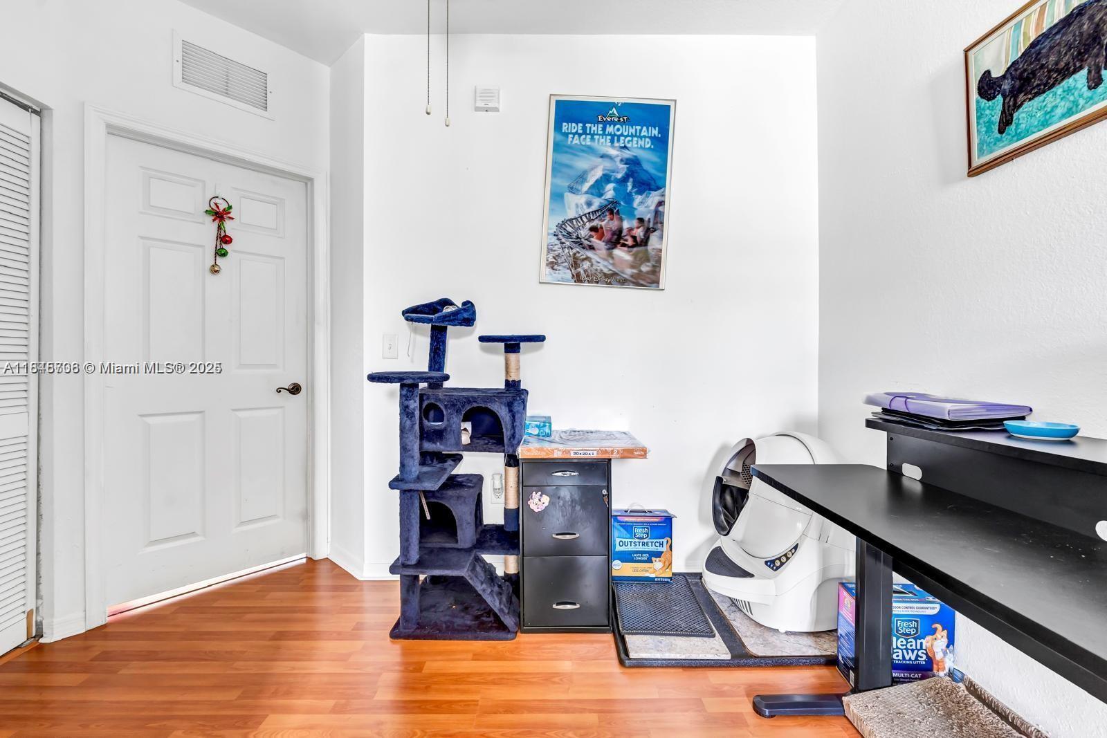 TOWNGATE NORTH - Residential