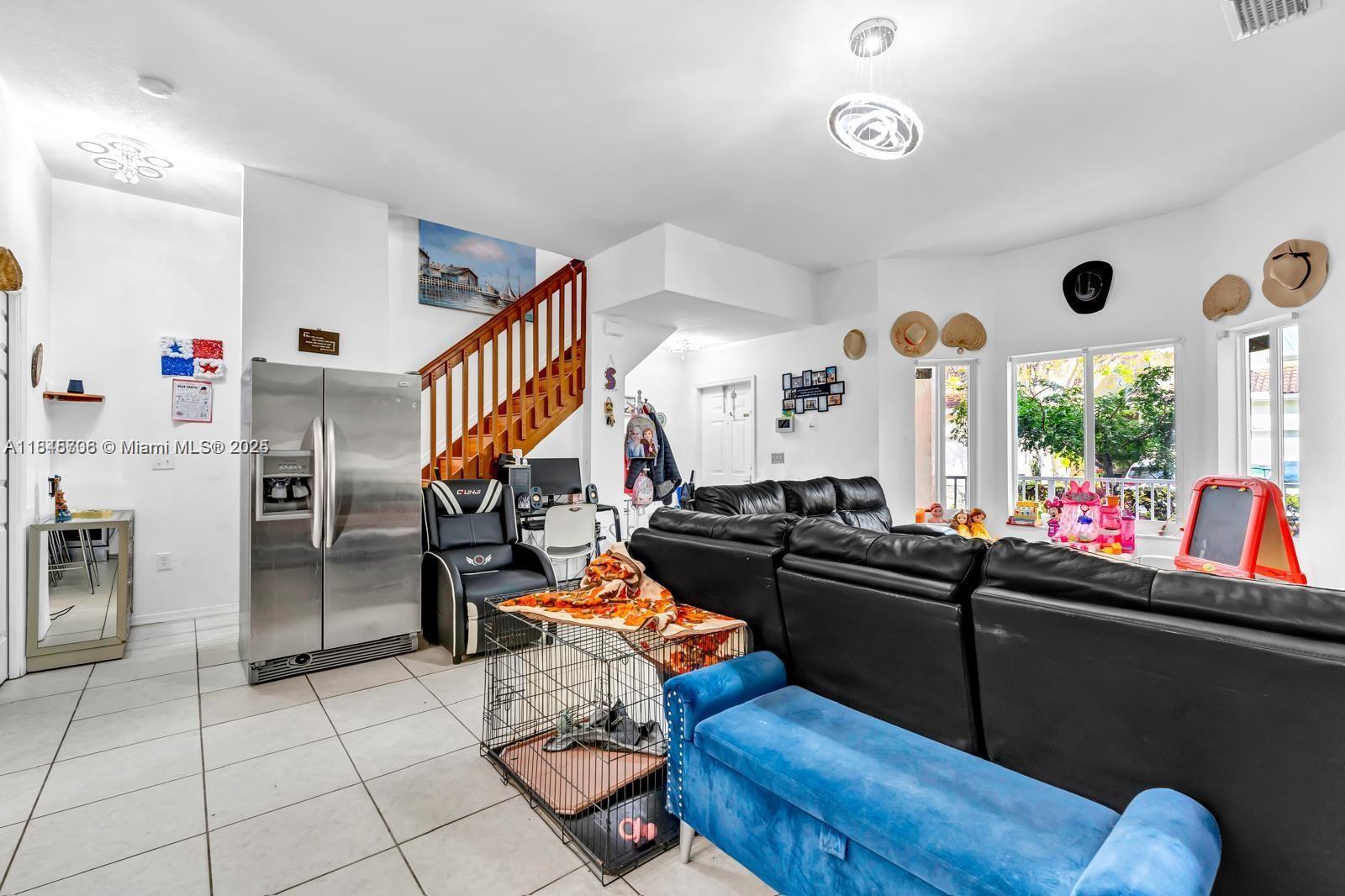 TOWNGATE NORTH - Residential