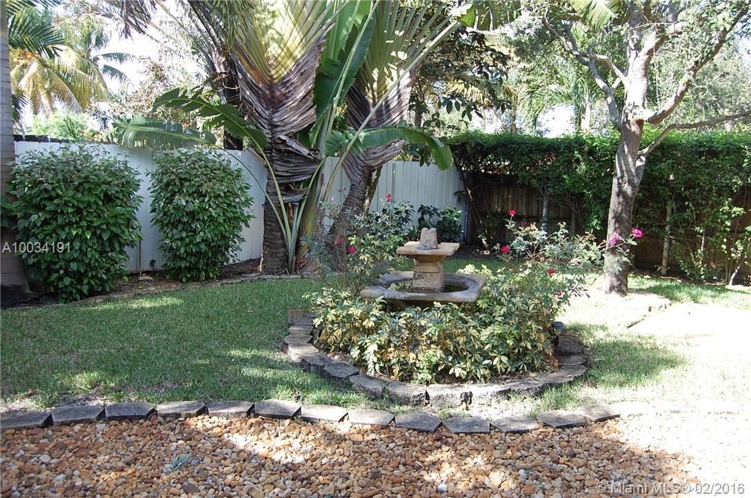 Mary-Knoll 39-48 B - Residential Lease