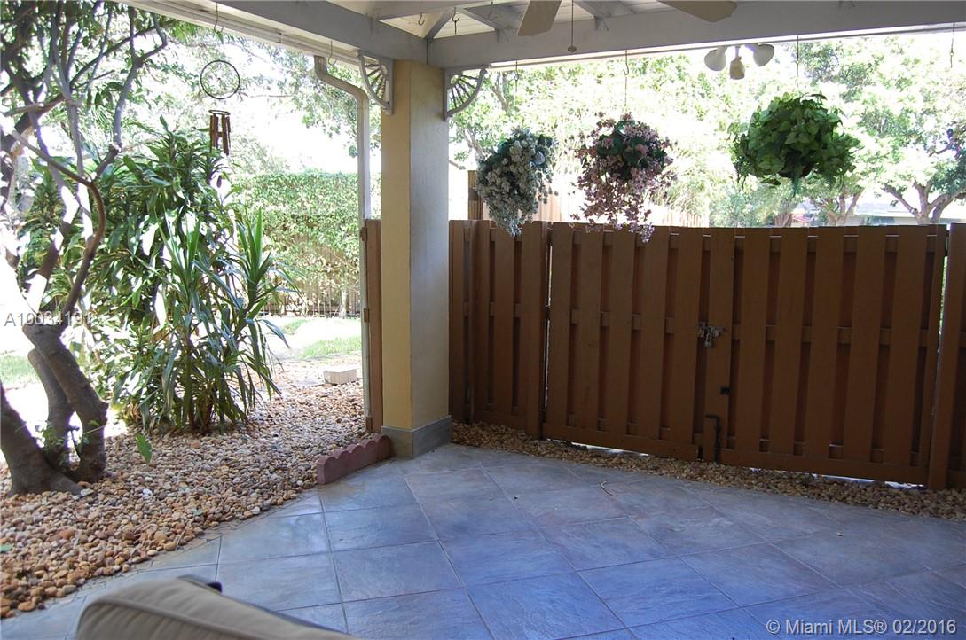 Mary-Knoll 39-48 B - Residential Lease