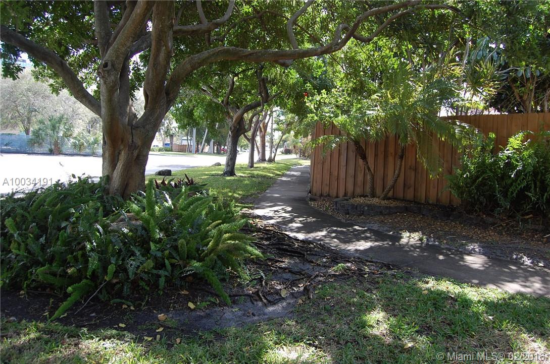 Mary-Knoll 39-48 B - Residential Lease