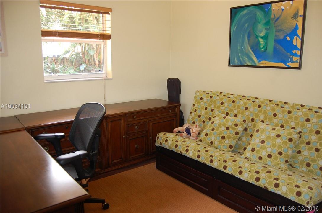 Mary-Knoll 39-48 B - Residential Lease