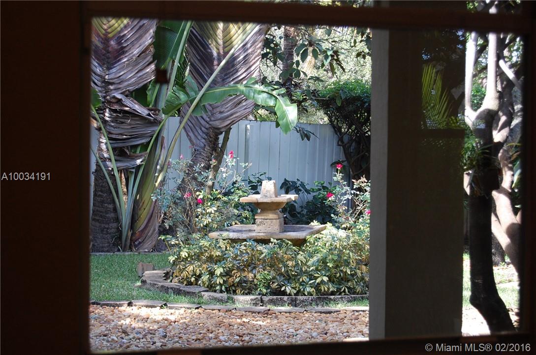 Mary-Knoll 39-48 B - Residential Lease