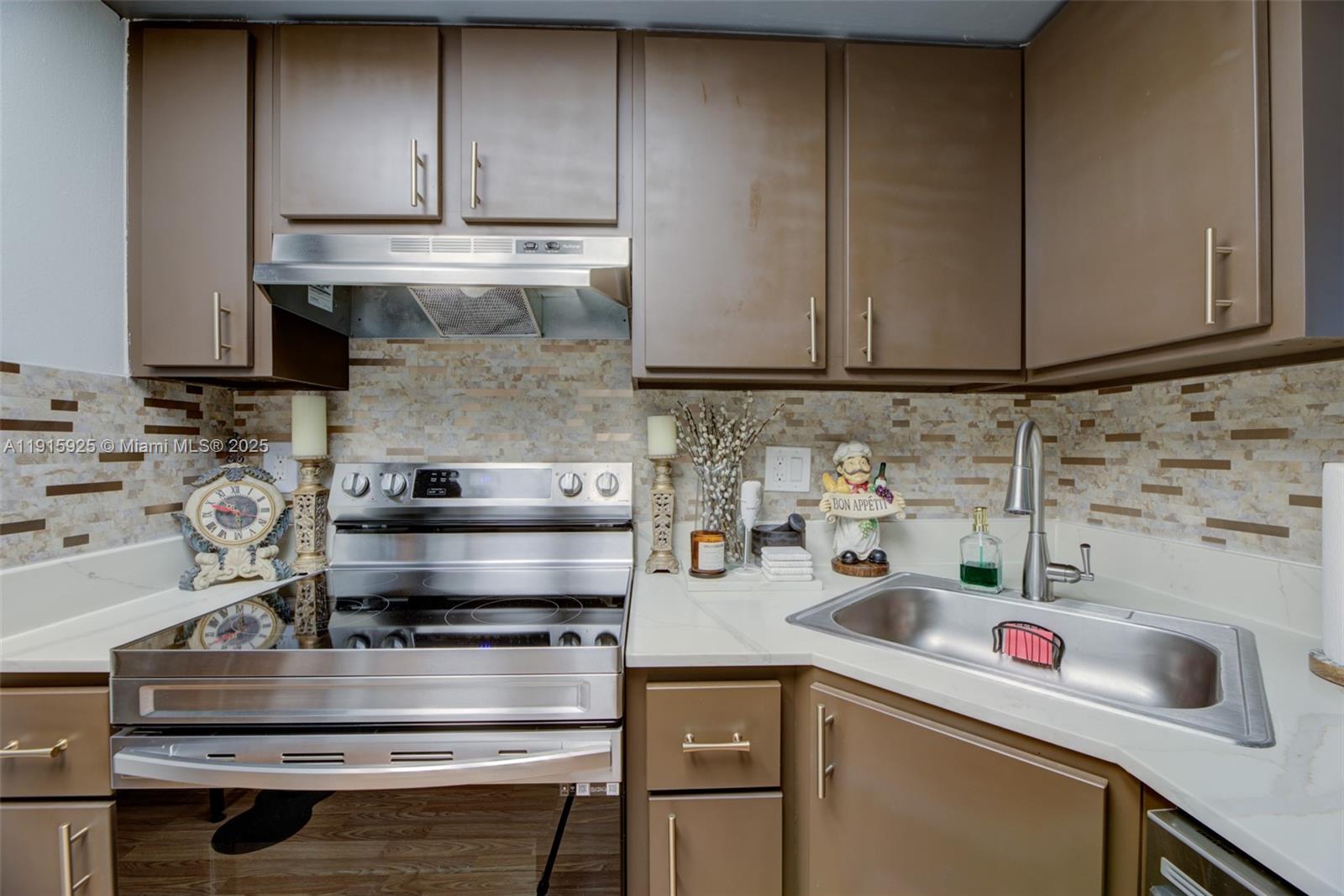 PALM COURT CONDO - Residential