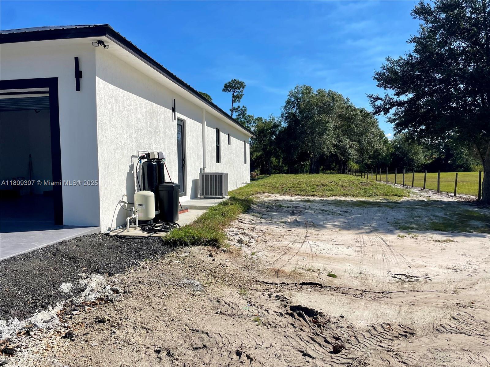 Montura Ranch Est 1 ST S/D - Residential