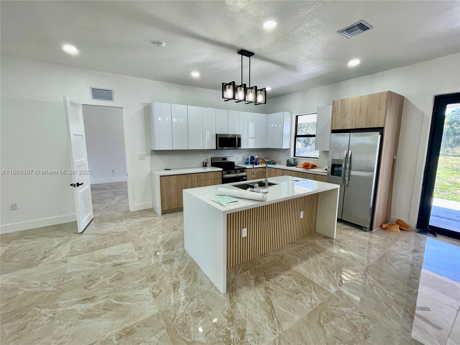 Montura Ranch Est 1 ST S/D - Residential