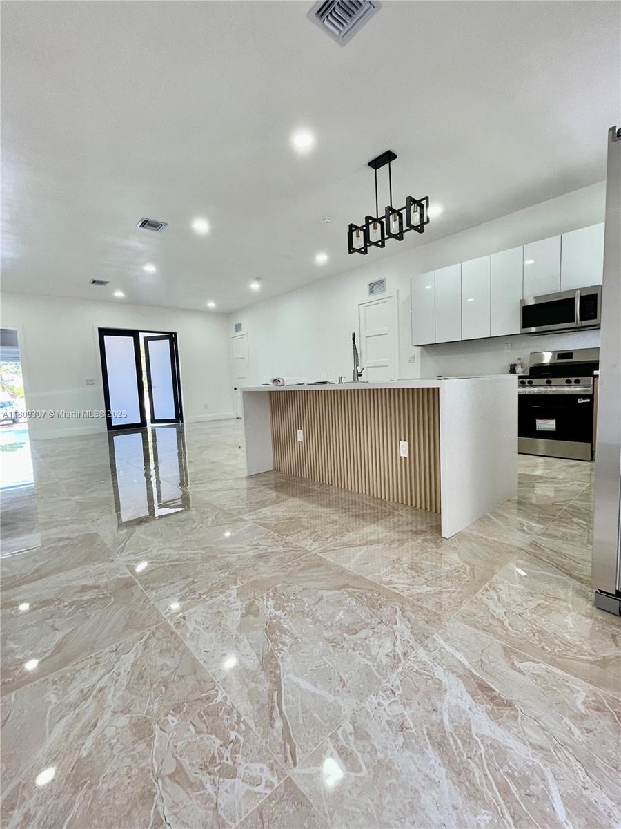 Montura Ranch Est 1 ST S/D - Residential