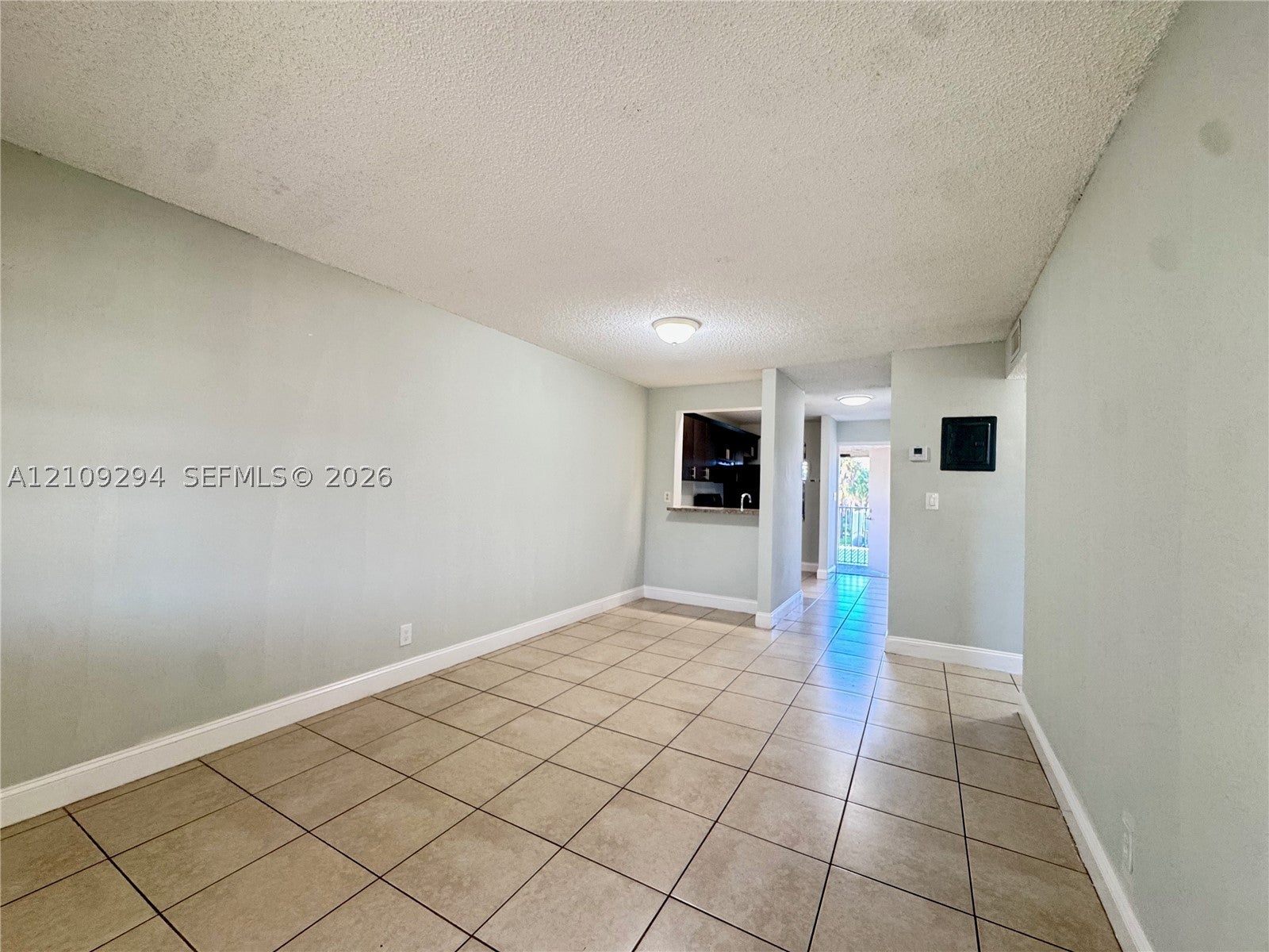 95 NE 41st St O227