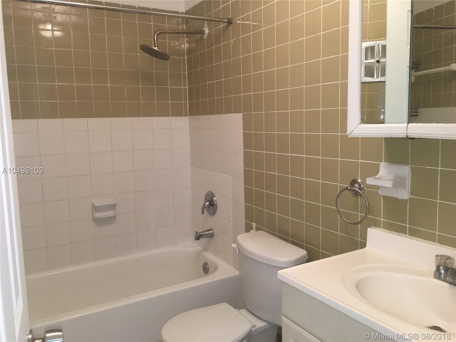 ROYAL PALM GARDENS CONDO - Residential Lease