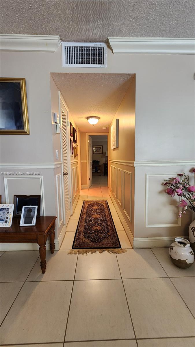 IMPERIAL TOWERS CONDO - Residential