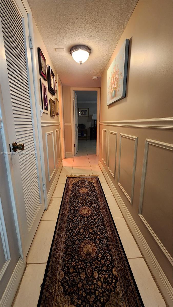 IMPERIAL TOWERS CONDO - Residential