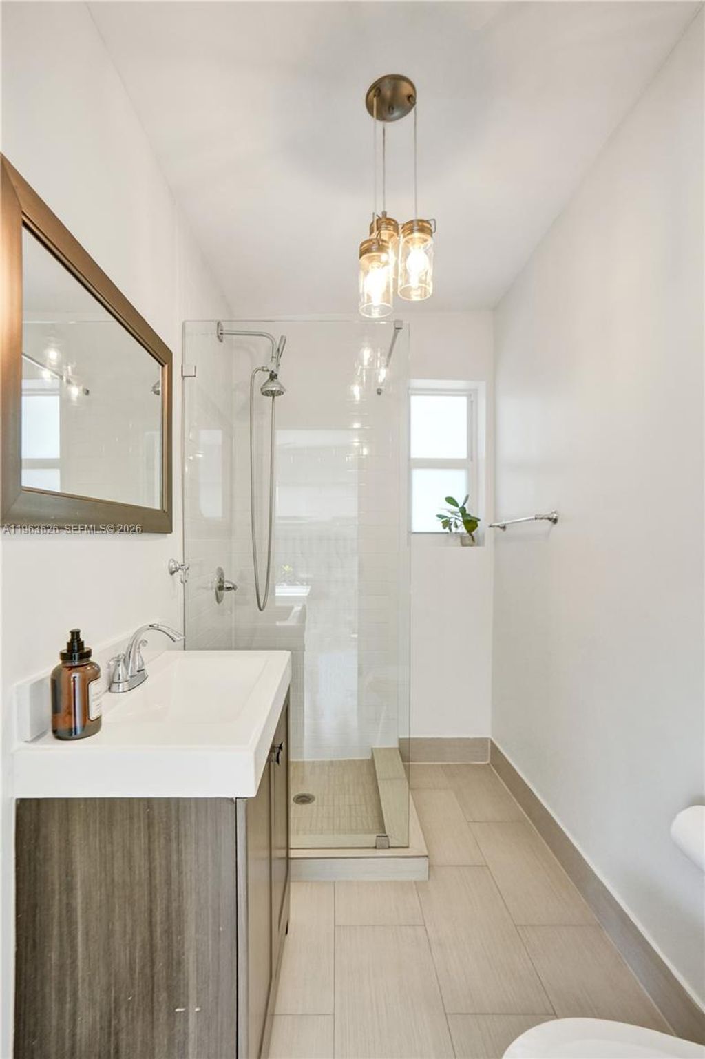 Photo of 1713 NE 15th Ave, Fort Lauderdale, FL 33305 (MLS # A11963626)