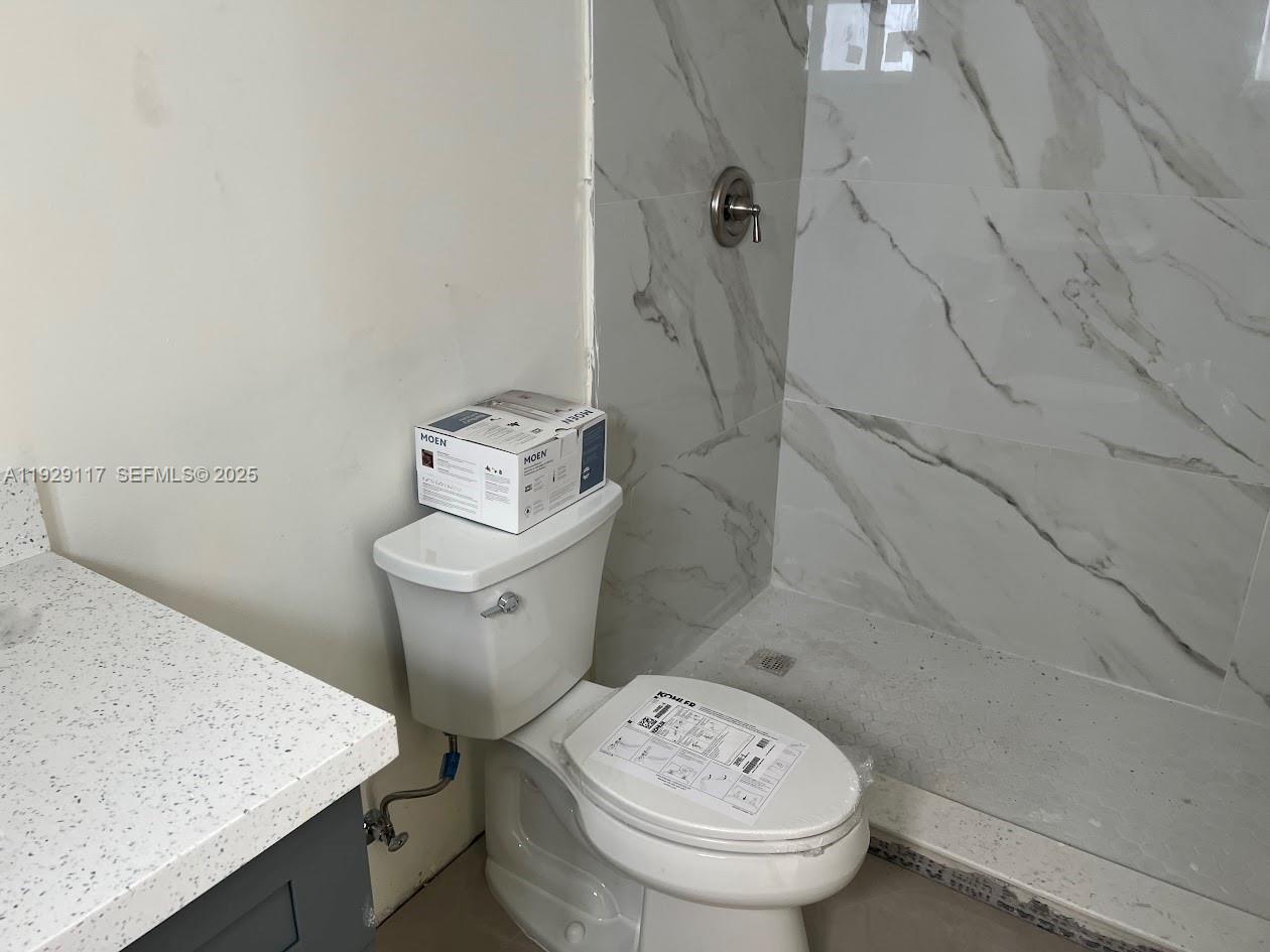 PINEWOOD PARK - Residential Income