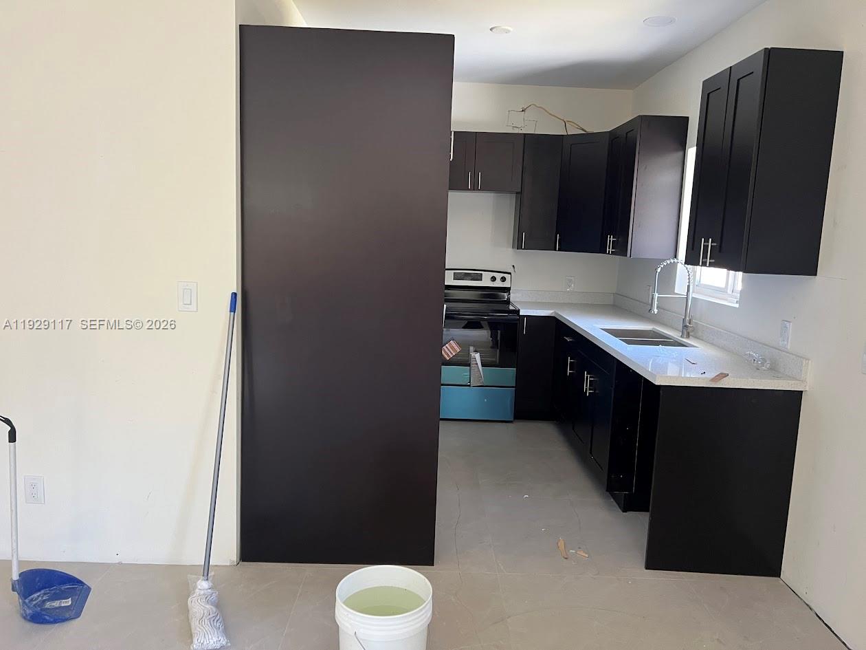 PINEWOOD PARK - Residential Income