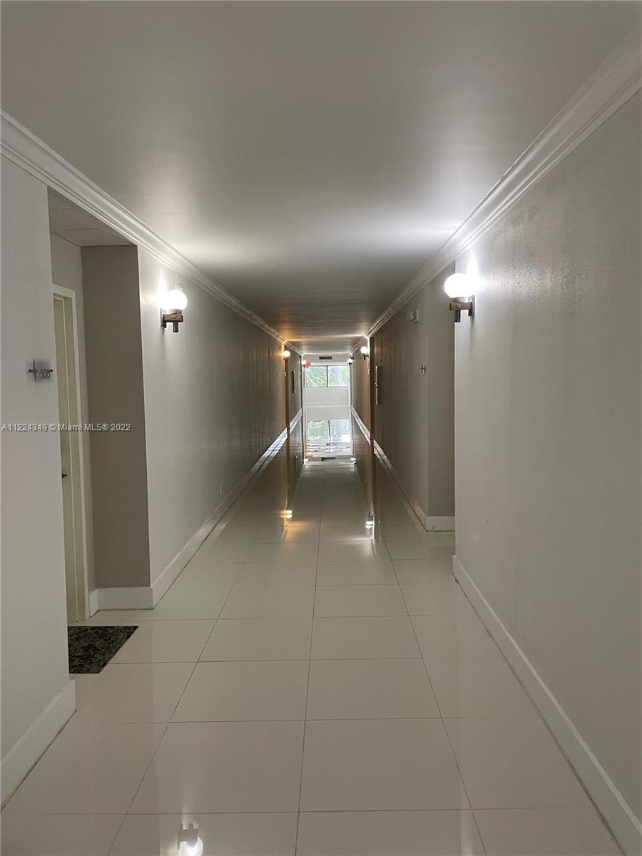 RACQUET CLUB 6 AT BONAVEN - Residential Lease