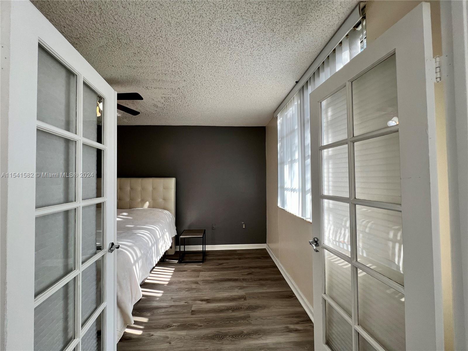 UNIVERSITY INN CONDO - Residential
