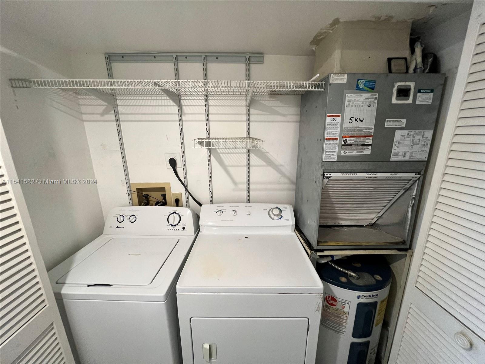UNIVERSITY INN CONDO - Residential