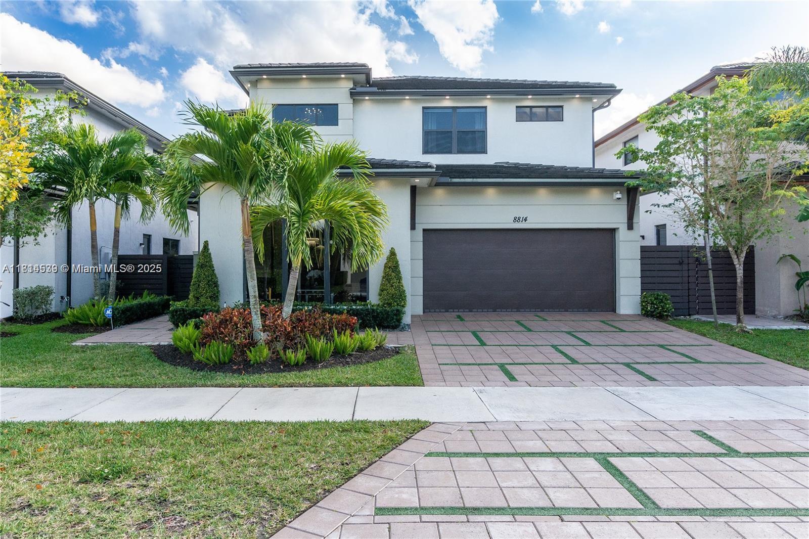 Rental Property at 8814 Nw 154th Ter, Miami Lakes, Miami-Dade County, Florida - Bedrooms: 5 
Bathrooms: 5  - $6,400 MO.