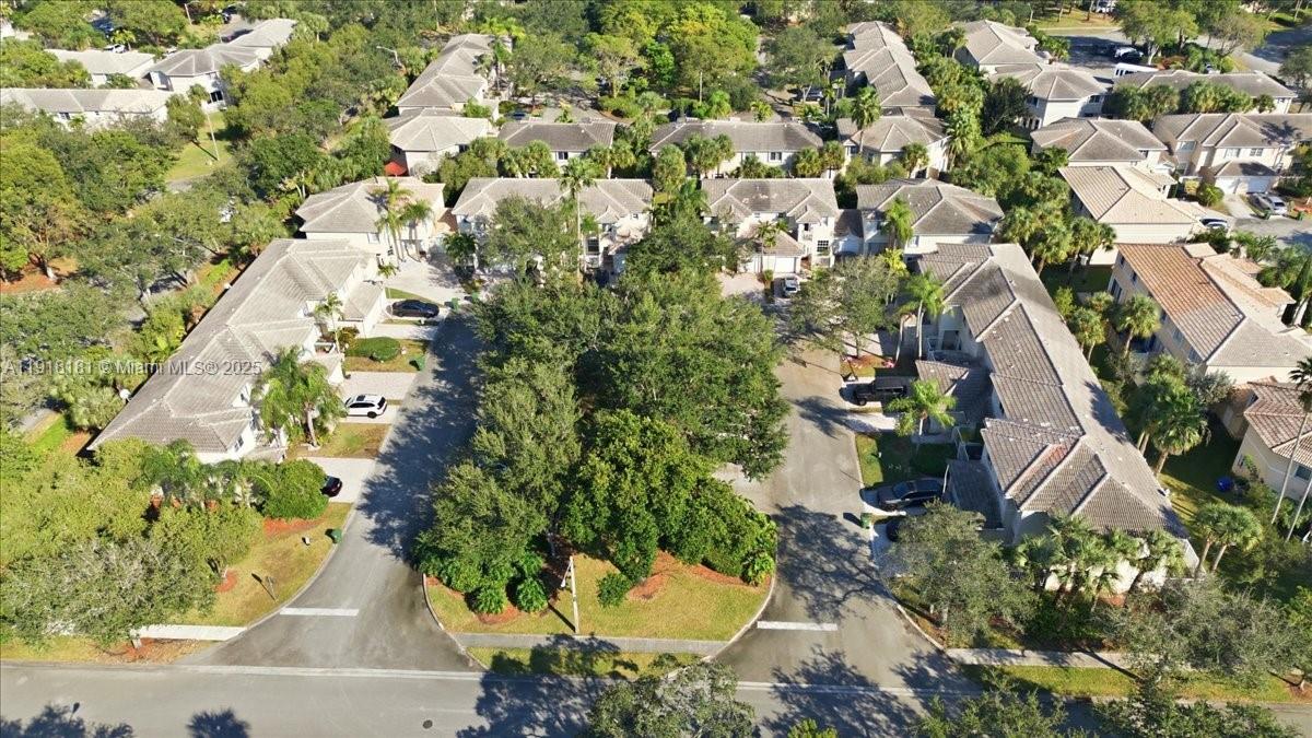 PEMBROKE ISLES 1 - Residential Lease