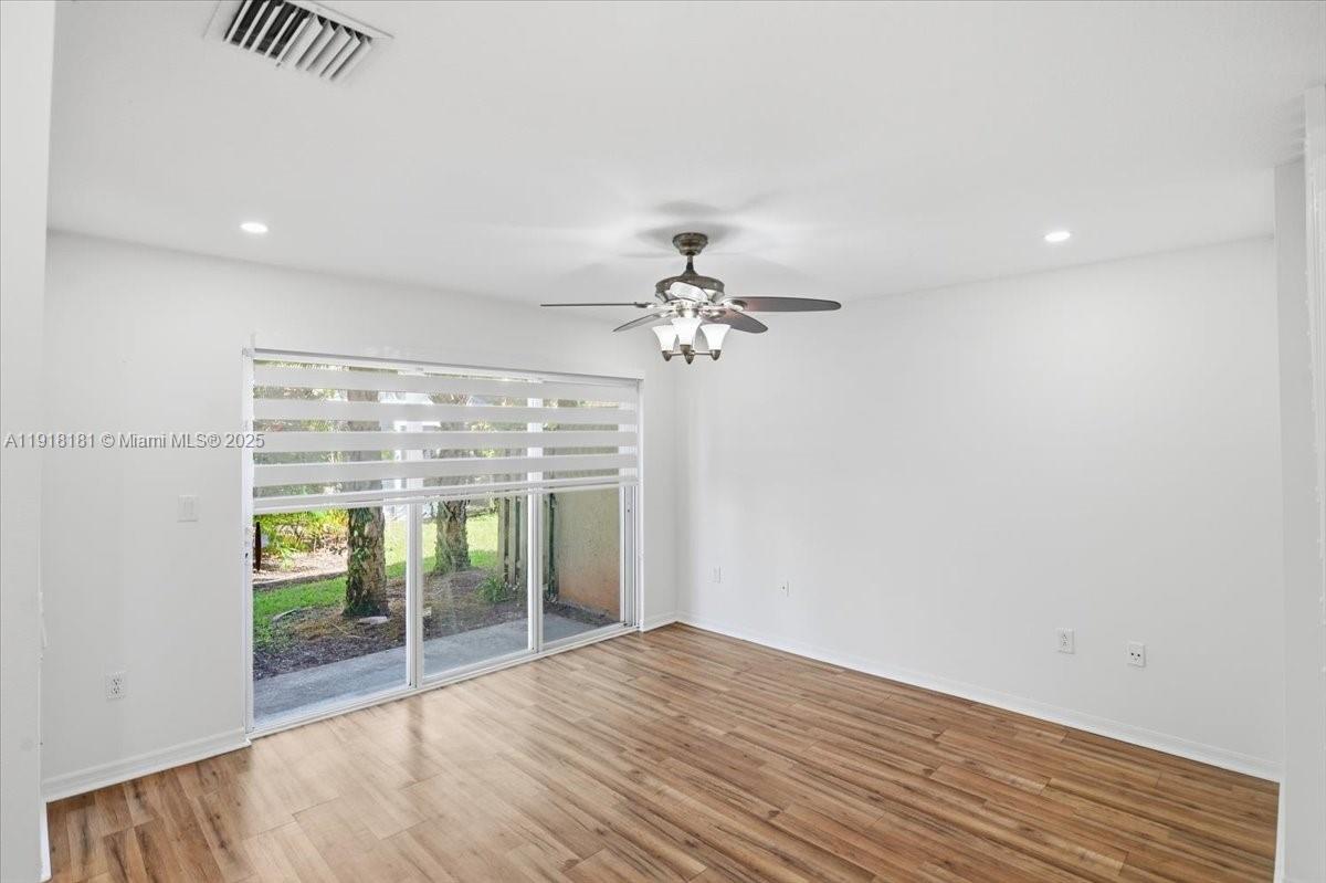 PEMBROKE ISLES 1 - Residential Lease