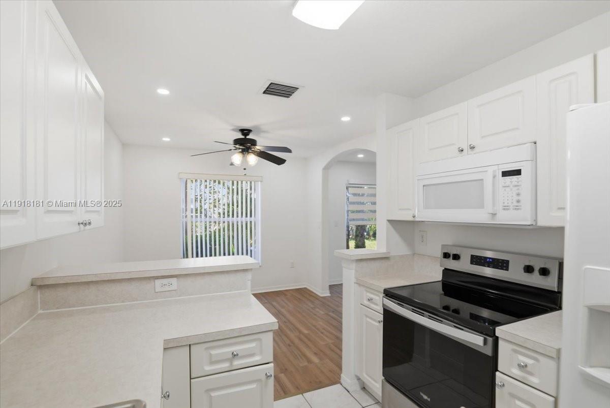 PEMBROKE ISLES 1 - Residential Lease