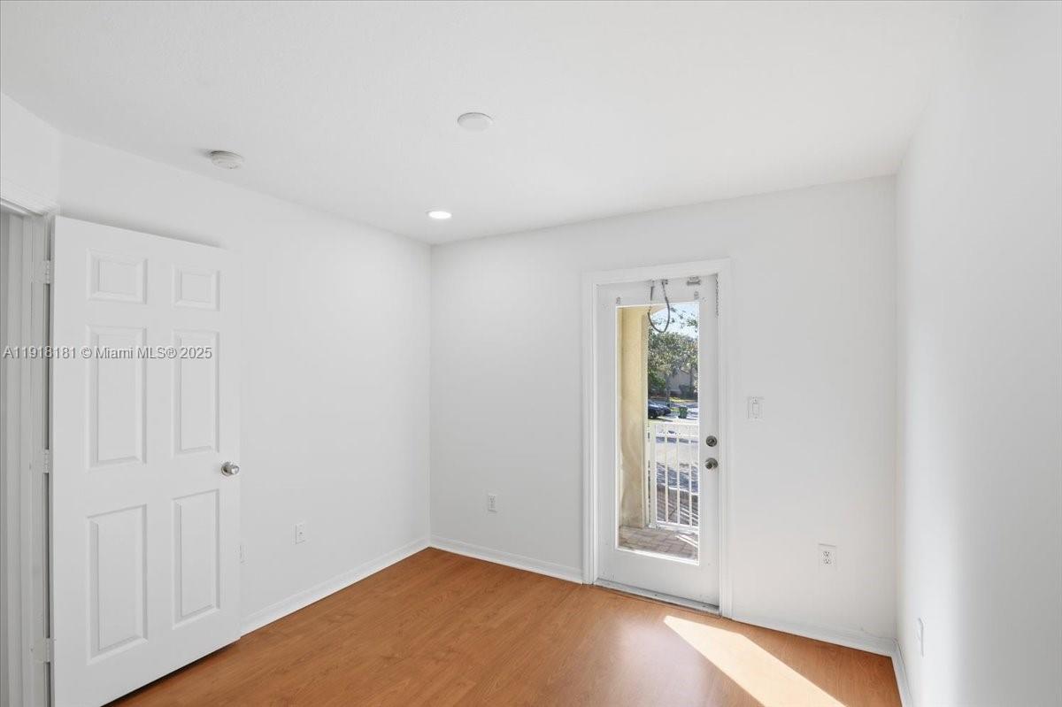 PEMBROKE ISLES 1 - Residential Lease