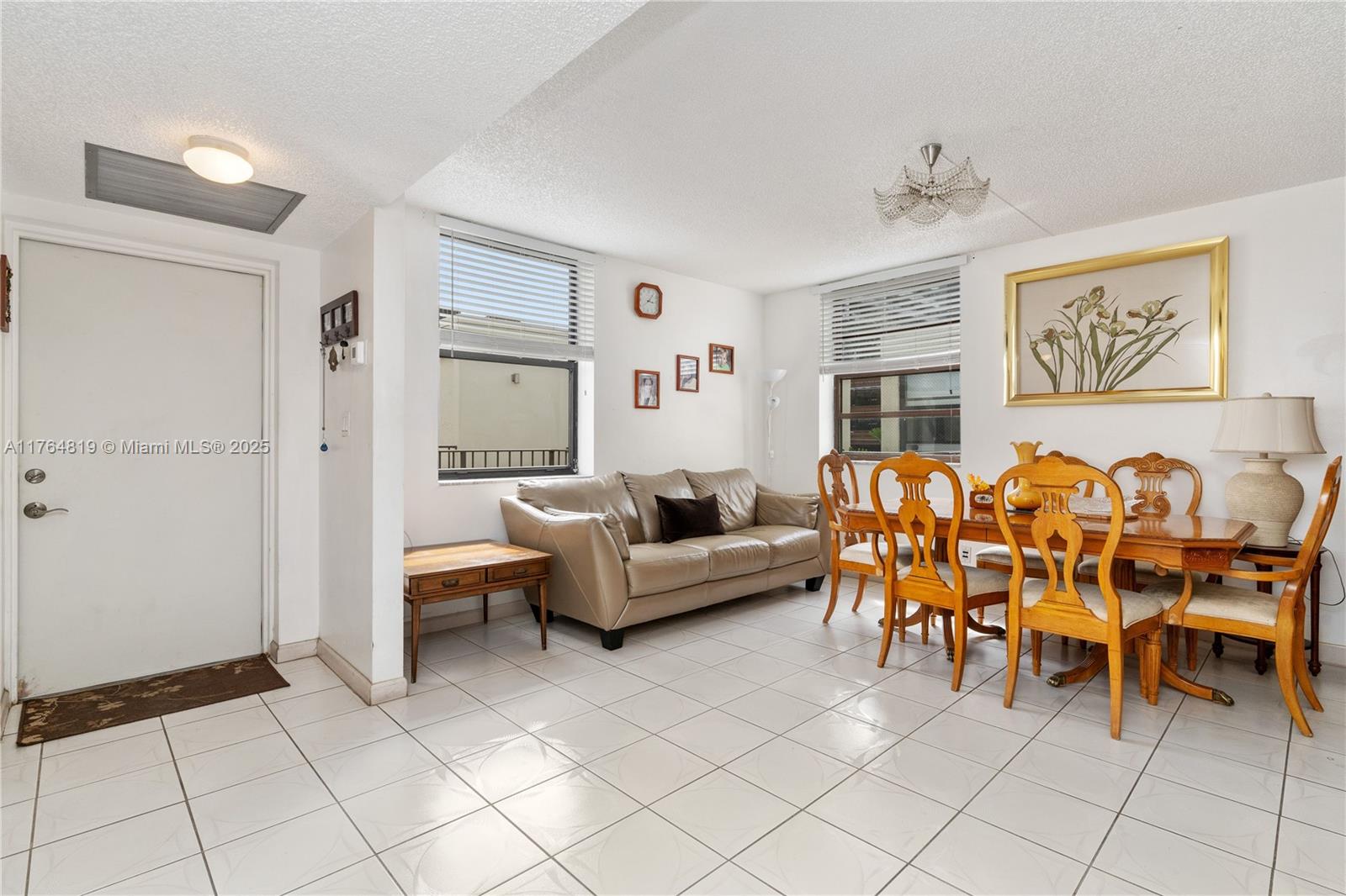 VILLA DORADA CONDO NO 2 - Residential