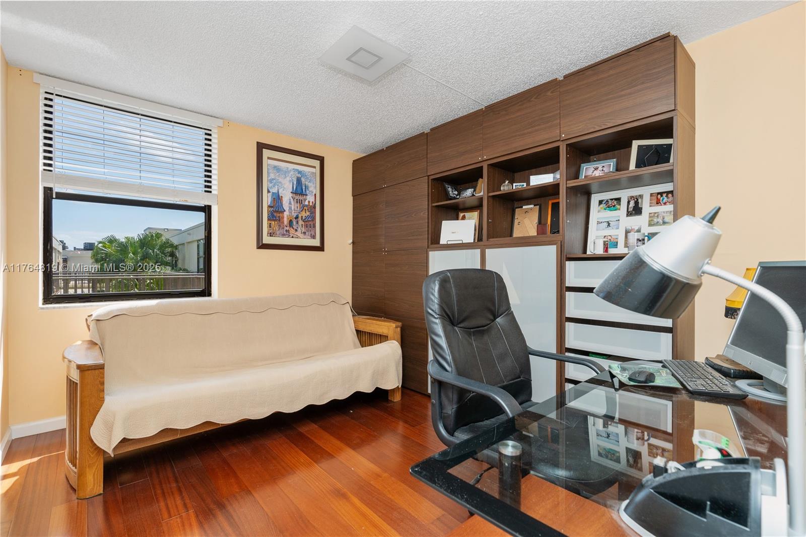 VILLA DORADA CONDO NO 2 - Residential