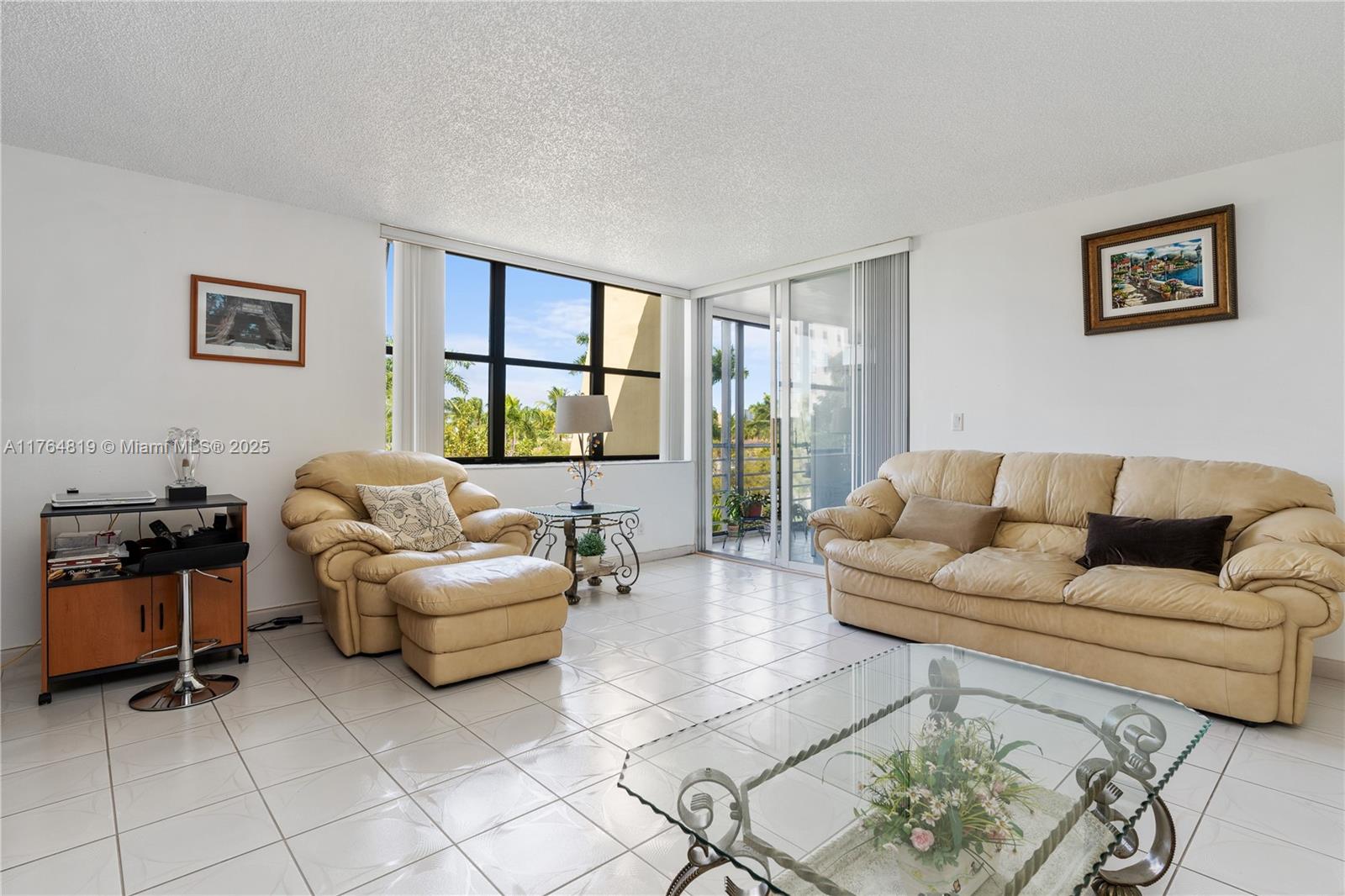 VILLA DORADA CONDO NO 2 - Residential