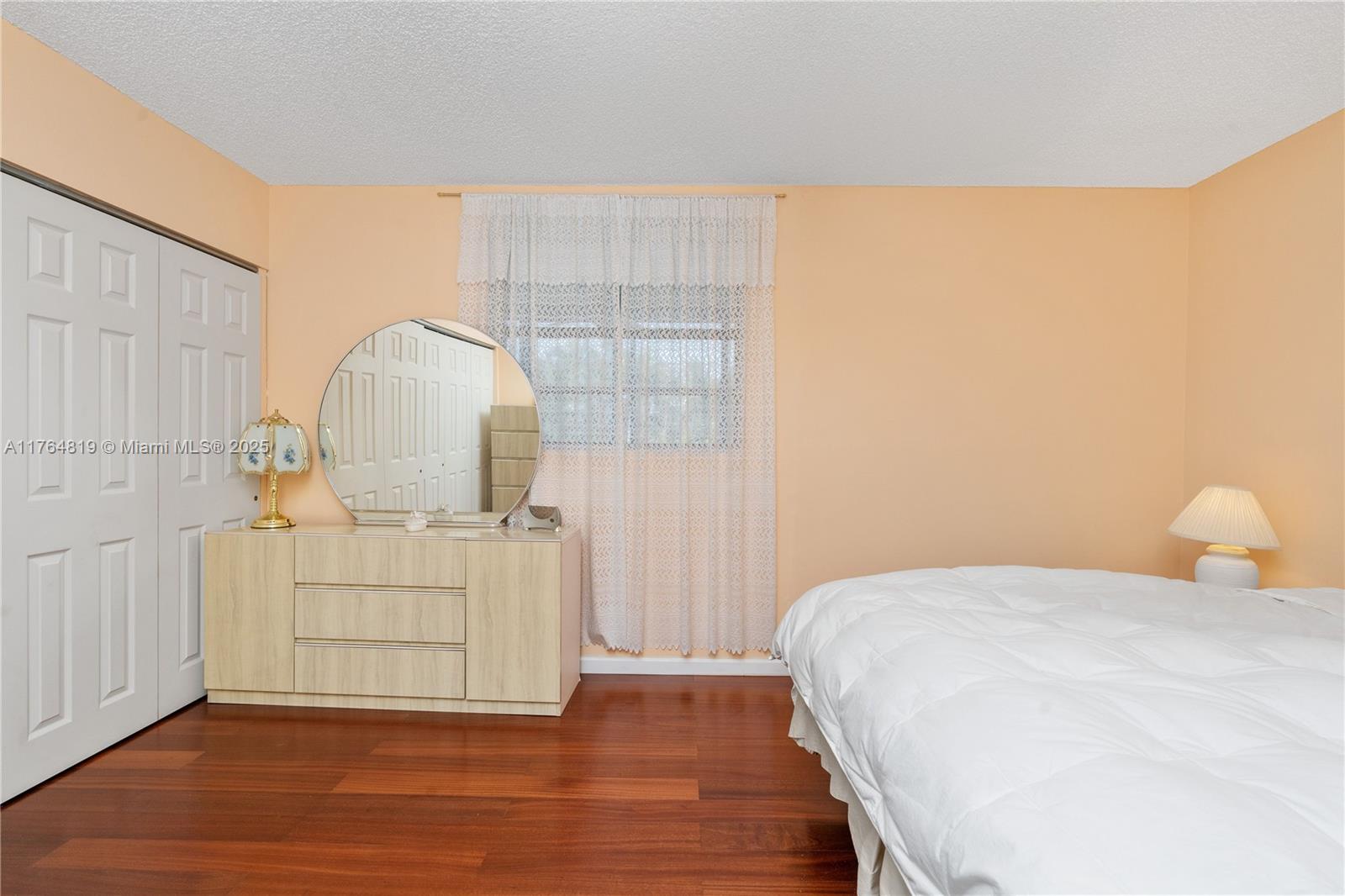 VILLA DORADA CONDO NO 2 - Residential