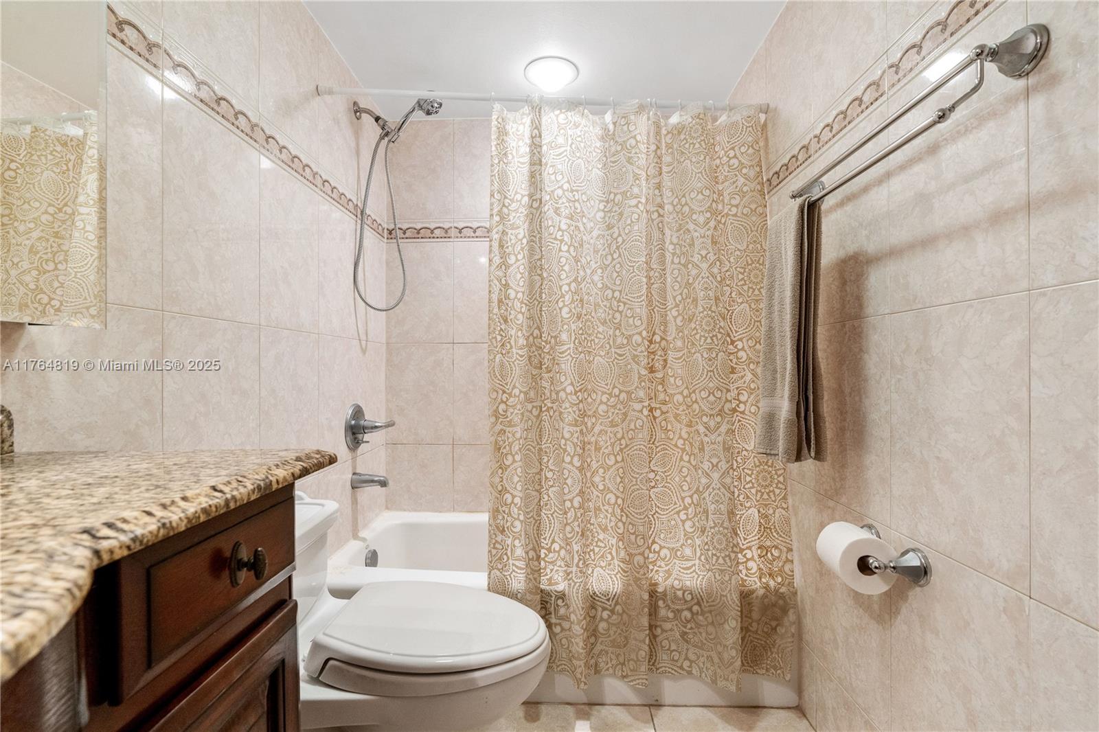 VILLA DORADA CONDO NO 2 - Residential