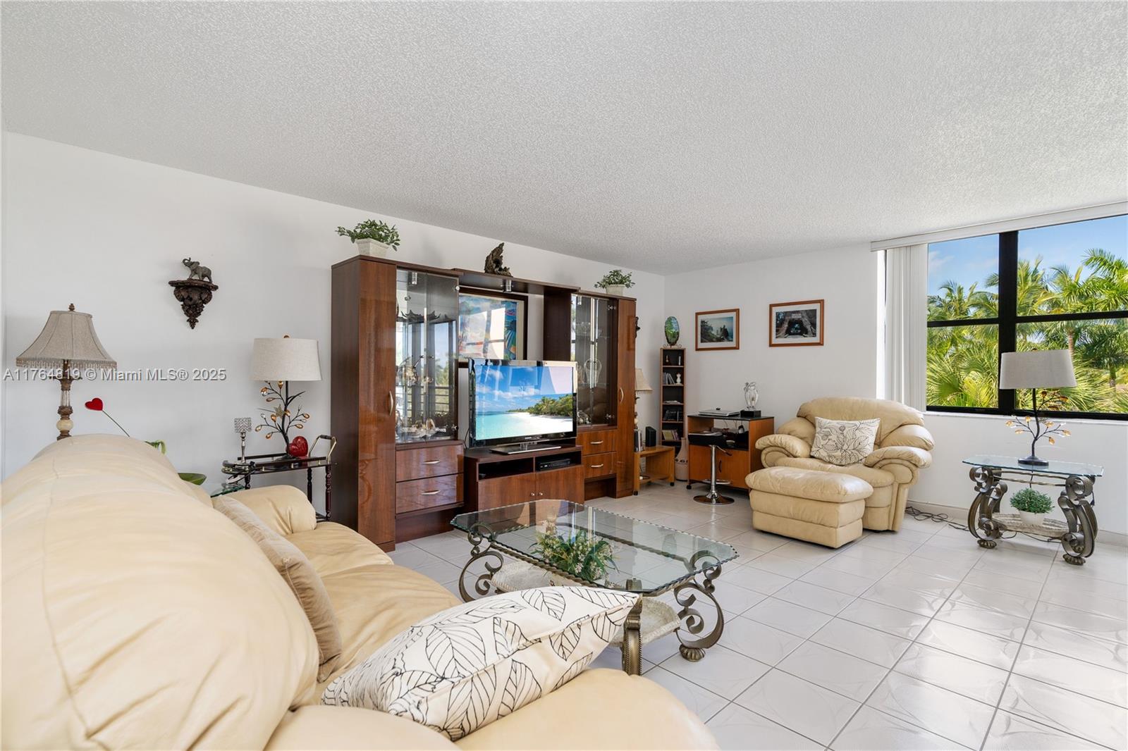 VILLA DORADA CONDO NO 2 - Residential