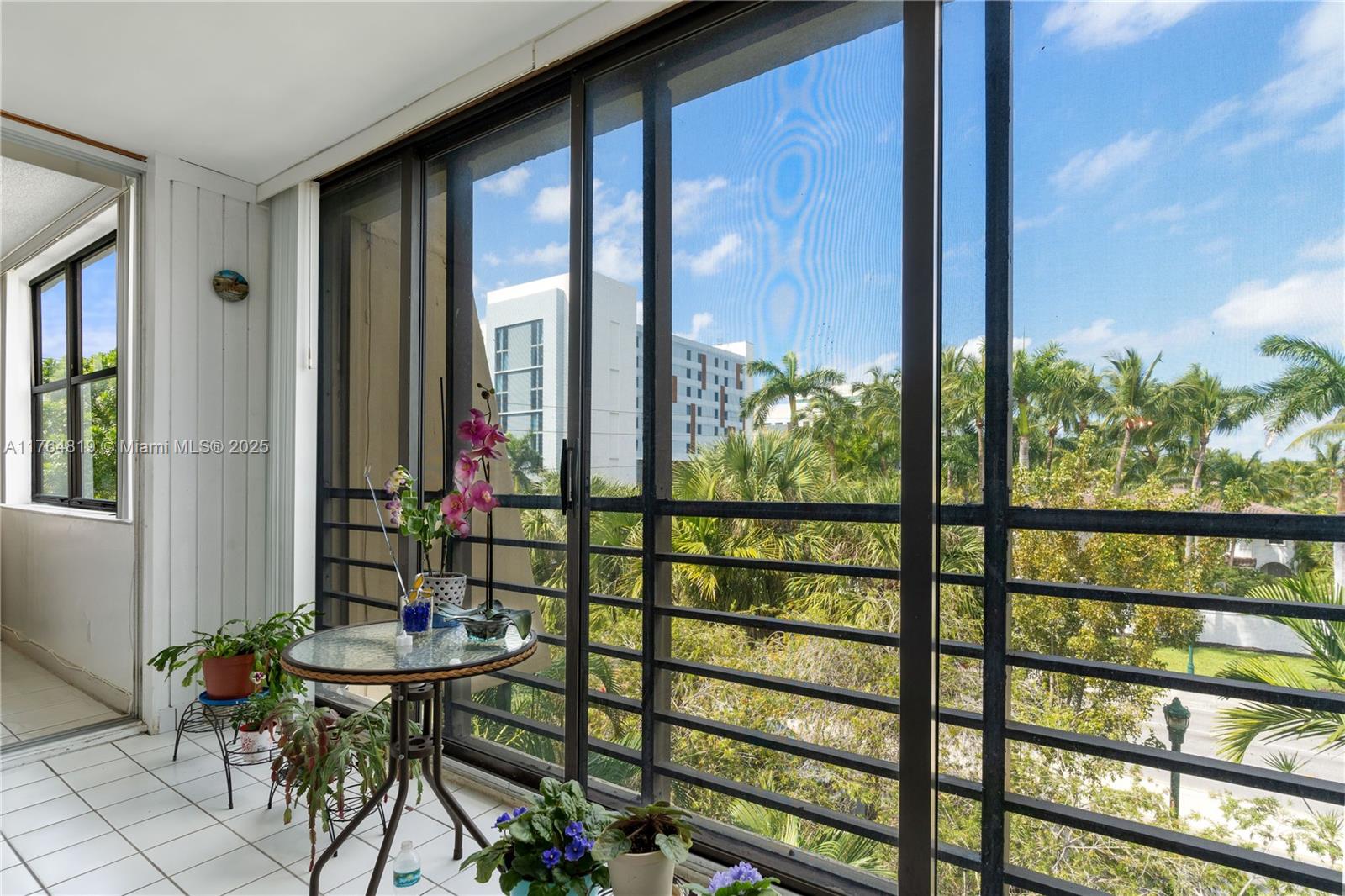 VILLA DORADA CONDO NO 2 - Residential