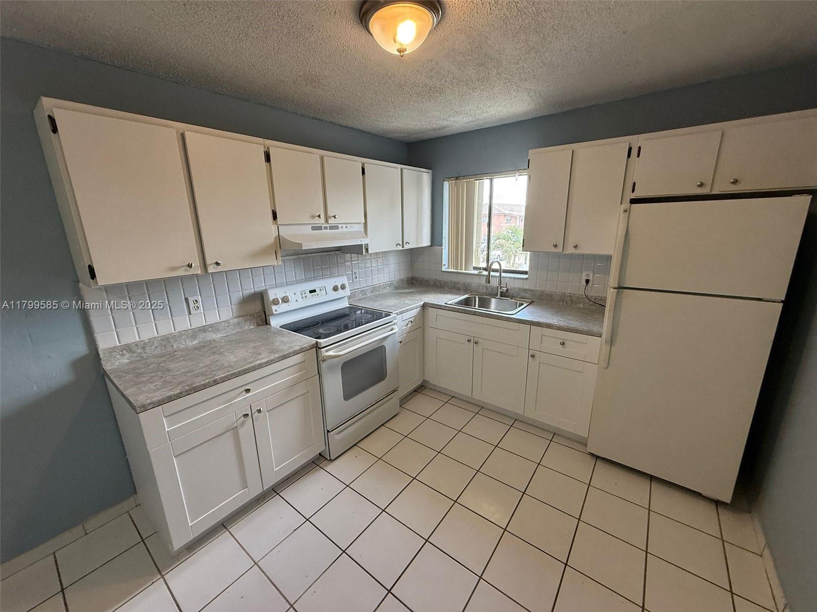 6278 W 22nd Ct 22