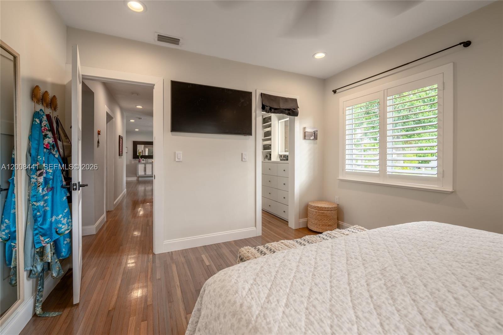 R J CLARK ESTATES - Residential