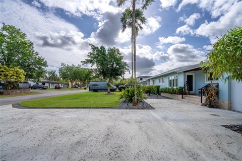 Tiny photo for 17260 SW 299th St, Homestead, FL 33030 (MLS # A12008441)