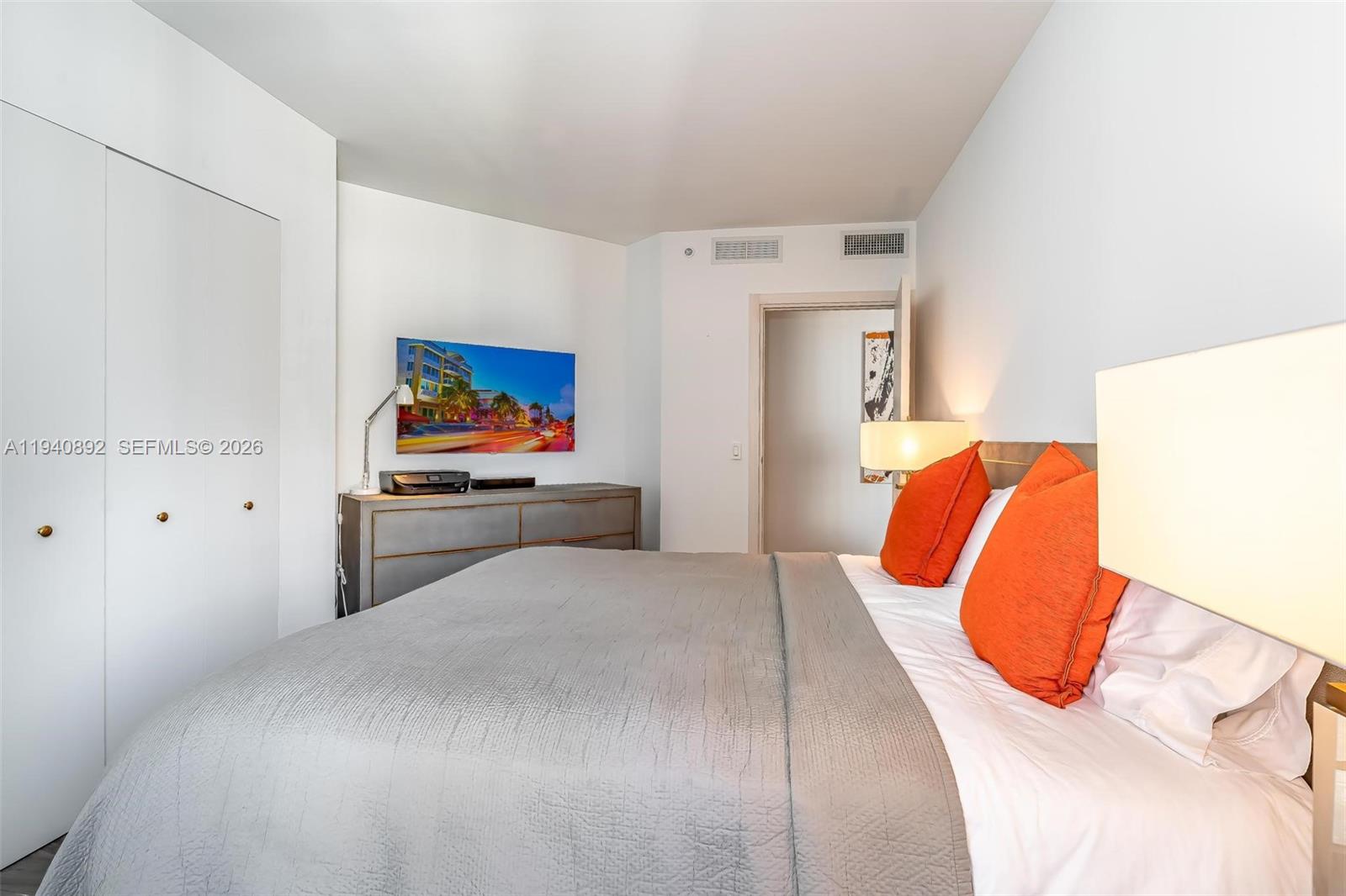 801 SMA RESIDENCES CONDO - Residential Lease