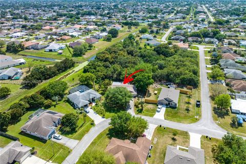 Single Family Residence in Port St. Lucie FL 602 Mccomb Ave Ave 25.jpg