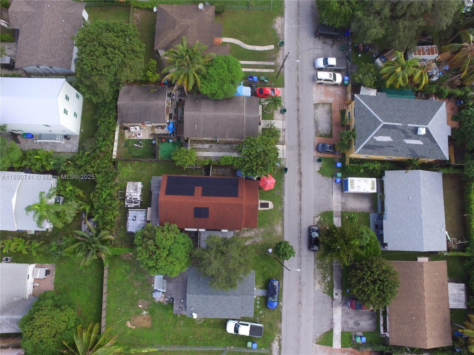 3759 Florida Ave, Miami, FL, 33133/$695,000 3 3759 Florida Ave