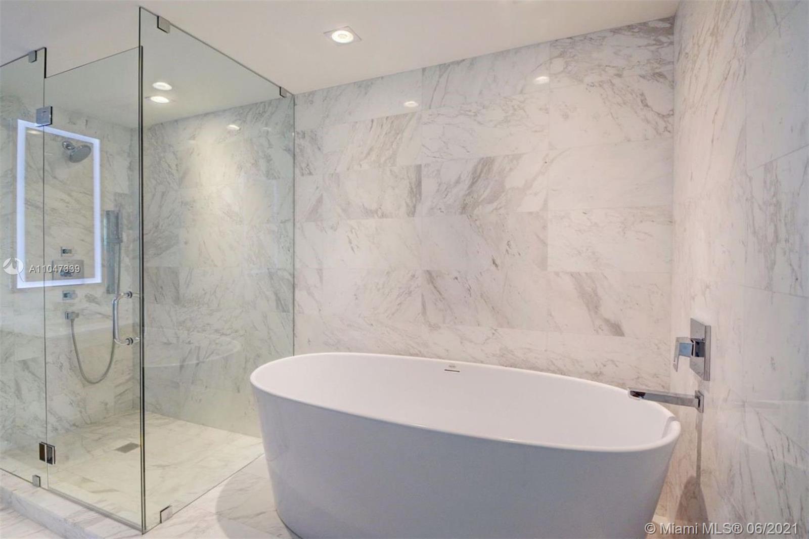 SAGE BEACH CONDO - Residential