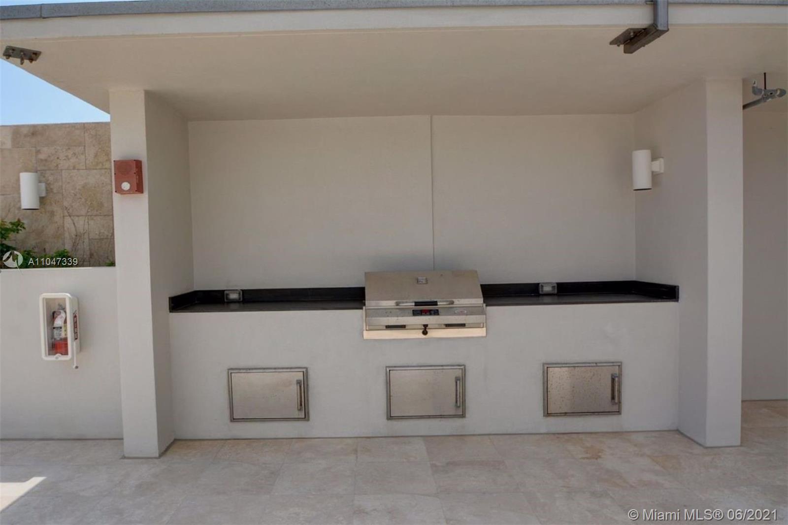 SAGE BEACH CONDO - Residential