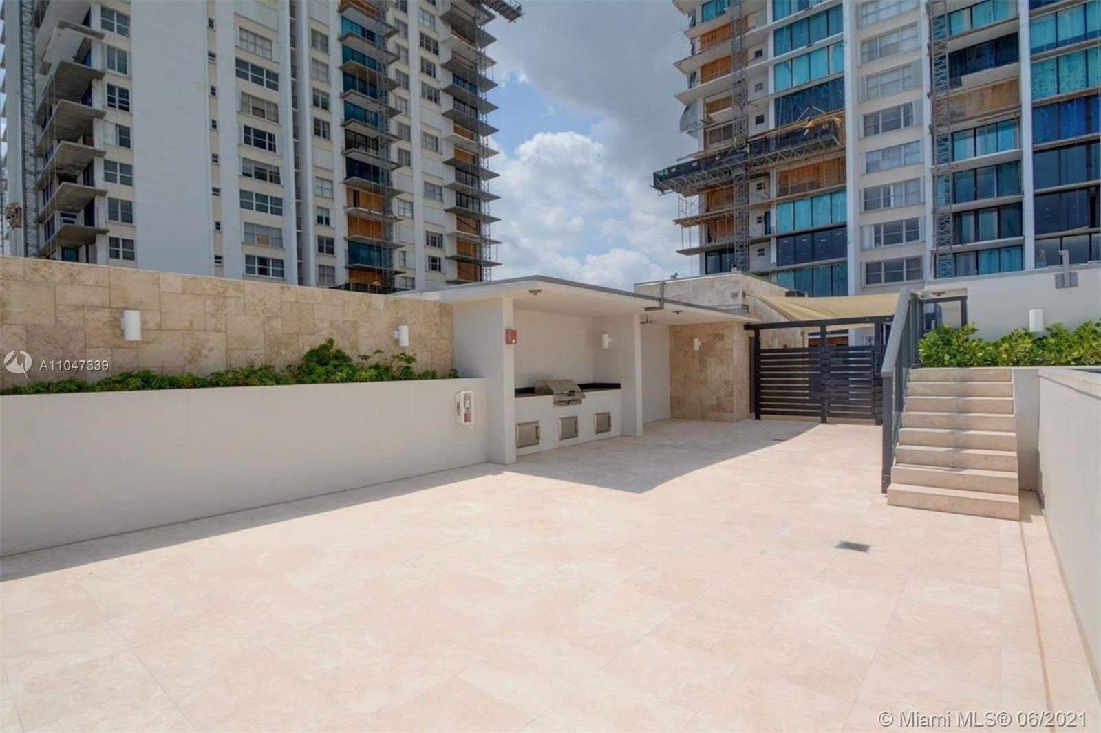 SAGE BEACH CONDO - Residential