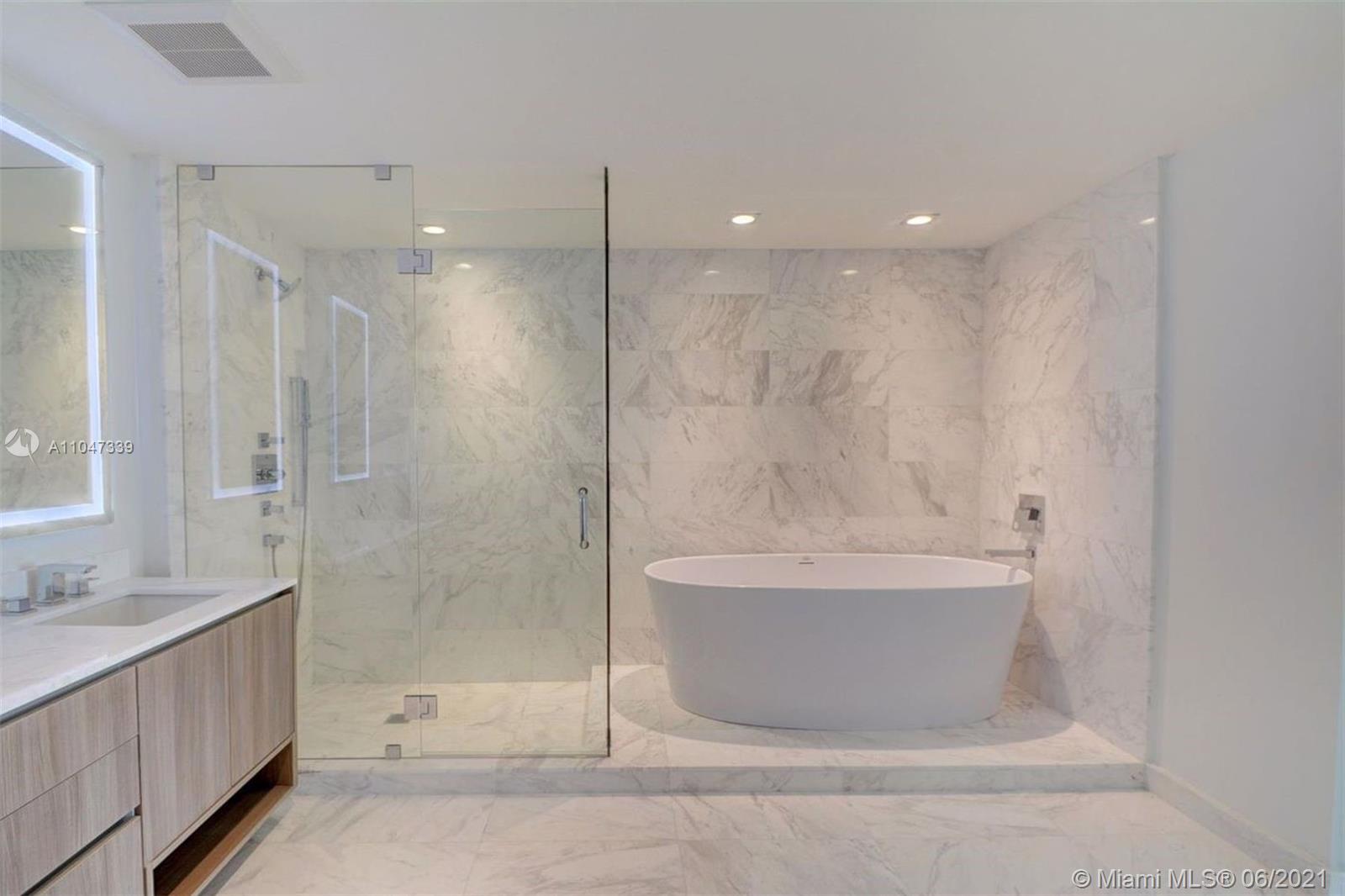 SAGE BEACH CONDO - Residential