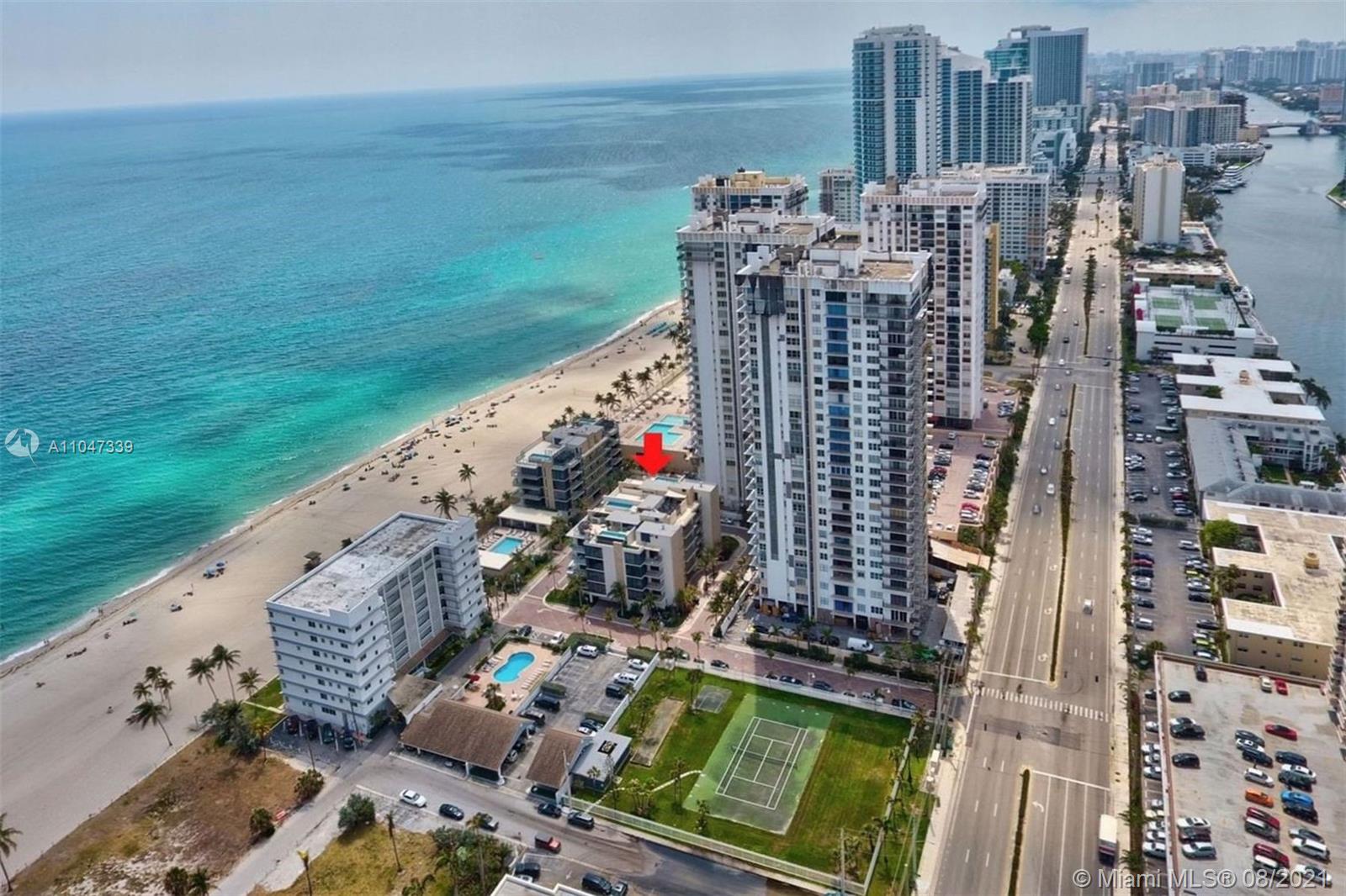 SAGE BEACH CONDO - Residential